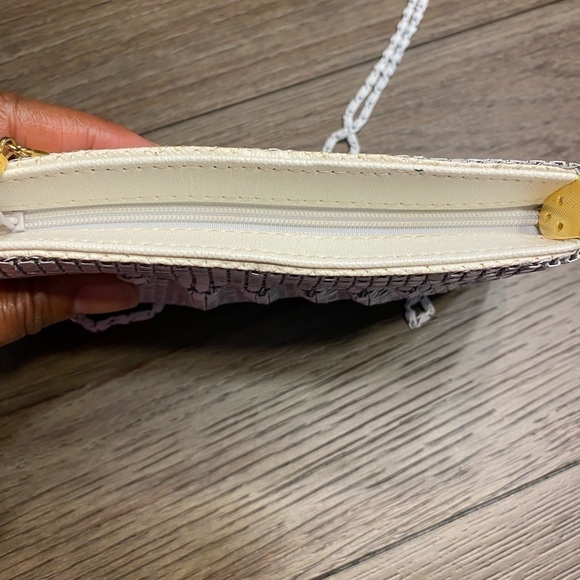 Vintage Metal Mesh purse clutch crossbody white - Picture 5 of 8